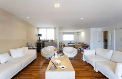 Apartamento para venda em Itaim Bibi com 3 quartos, sendo 3 suítes , 270m²