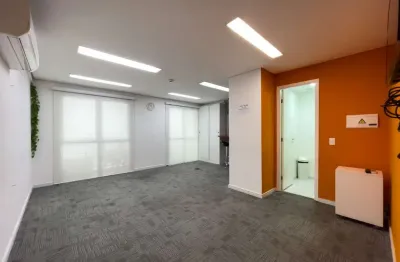 Sala comercial à venda na Avenida Adolfo Pinheiro, 2054, Santo Amaro, São Paulo