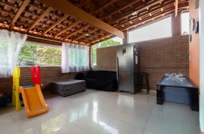 Casa para venda em Vila Romana com 6 quartos, sendo 1 suíte , 350m²