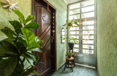 Casa com 2 quartos à venda na Rua Lord Clemente Attlee, 282, Chácara Inglesa, São Paulo