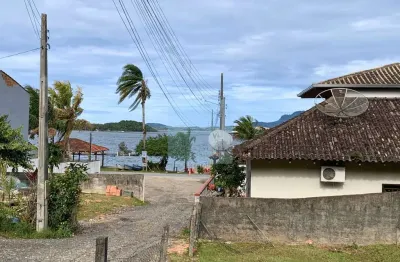 Casa com vista para o mar a apenas 50 metros da praia – vila da glória