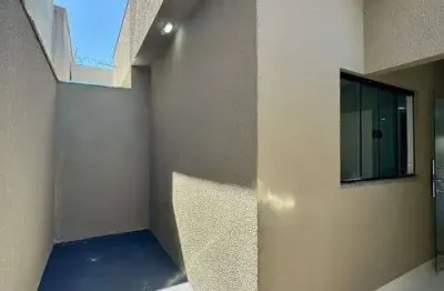 Casa aconchegante, com cômodos planejados, 3 quartos e garagem ampla à venda em rio verde - go