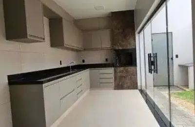 Casa á venda com 3 quartos, churrasqueira, armários e espaço amplo em rio verde - go