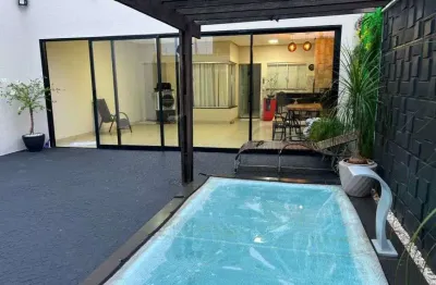 Casa à venda com piscina, churrasqueira, armários, espaço amplo e 3 quartos em rio verde - go