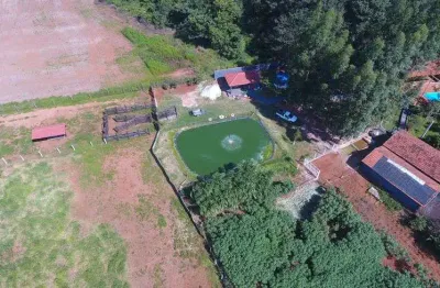 Fazenda/sítio/chácara para venda tem 25000 metros quadrados com 4 quartos