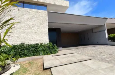 Casa de luxo à venda em rio verde - go com piscina, espaço amplo, churrasqueira e armários embutidos
