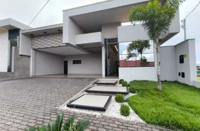 Casa com piscina, churrasqueira, armários, espaço amplo e 3 suítes em rio verde - go