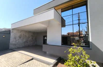 Casa com 3 suites para venda no solar do agreste río verde go
