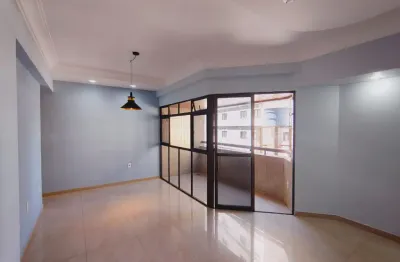 A venda apartamento com 03 quartos +dce bairro de tambaú
