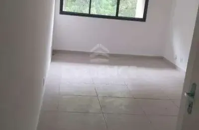 Sala com 35 m², sol da manhã, 01 vaga de garagem. dois ambientes de sala, com 02 banheiros e 01 copa.