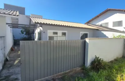 Casa de 2 quartos,  para Locação anul no Rio Tavares,  próximo a Pedrita