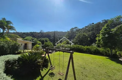 Casa em condomínio à venda no chácara dos lagos com 3 suítes.