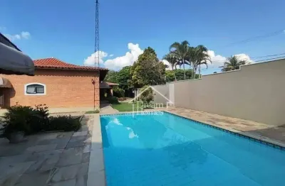 Casa com 3 dopara alugar - Condomínio Estância Marambaia - Vinhedo/SP