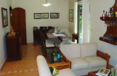 Casa à venda com 3 quartos, sendo 1 suíte,  em serra da cantareira, mairiporã - sp