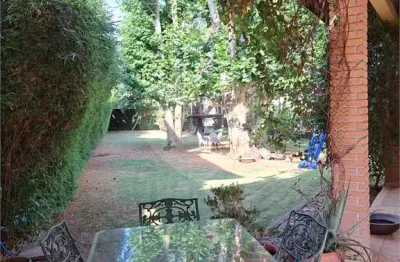 Sobrado à venda com 4 quartos, sendo 2 suítes,  em horto florestal, são paulo - sp