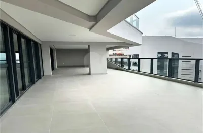 Cobertura à venda com 4 quartos, sendo 4 suítes,  no condomínio parque da cidade, são paulo - sp