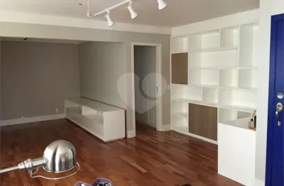 Apartamento à venda com 1 quarto, sendo 1 suíte,  no condomínio adriana, são paulo - sp