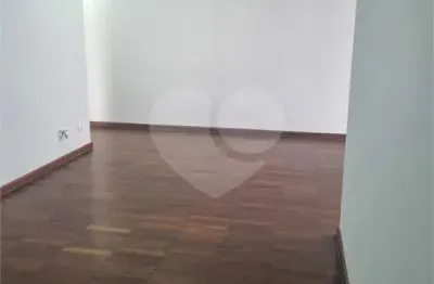 Apartamento à venda com 3 quartos, sendo 1 suíte,  no condomínio Siena, São Paulo - SP