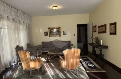 Casa à venda com 6 quartos, sendo 2 suítes,  em alto da lapa, são paulo - sp