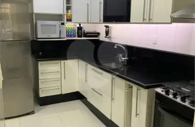 Apartamento à venda com 3 quartos no condomínio louvre, são paulo - sp