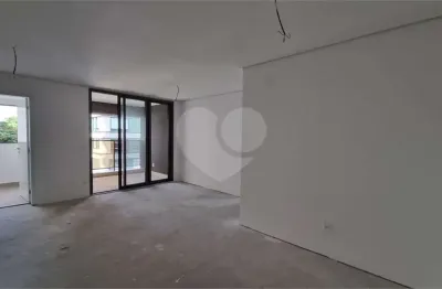 Apartamento à venda com 2 quartos, sendo 1 suíte,  no condomínio filadelfo, são paulo - sp
