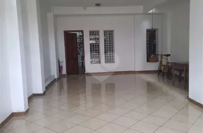 Sobrado à venda com 3 quartos, sendo 1 suíte,  em saúde, são paulo - sp