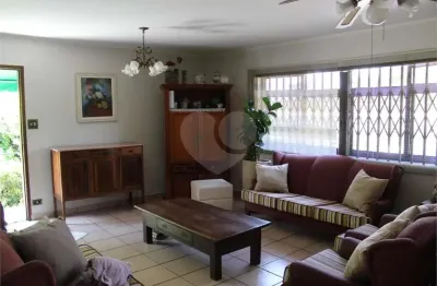 Sobrado à venda com 4 quartos, sendo 2 suítes,  em saúde, são paulo - sp