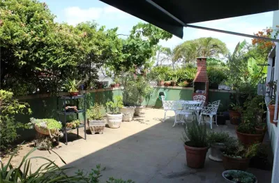 Sobrado à venda com 4 quartos, sendo 2 suítes,  em saúde, são paulo - sp