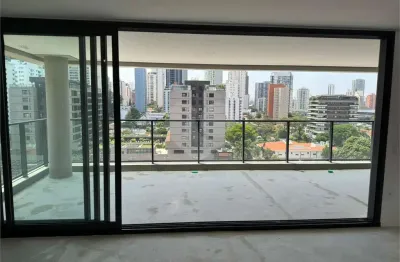 Cobertura à venda com 4 quartos, sendo 4 suítes,  no condomínio Ateliê 365, São Paulo - SP