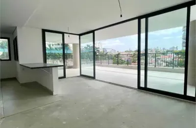 Apartamento à venda com 3 quartos, sendo 3 suítes,  no condomínio edifício l klabin, são paulo - sp