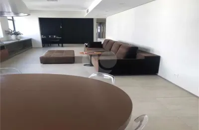 Apartamento à venda com 2 quartos, sendo 1 suíte,  no condomínio paineiras, são paulo - sp