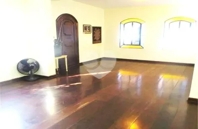 Sobrado à venda com 3 quartos, sendo 3 suítes,  em planalto paulista, são paulo - sp