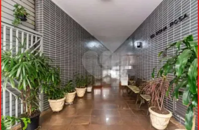 Apartamento à venda com 2 quartos, sendo 1 suíte,  no condomínio Edifício Dona Rosa, São Paulo - SP