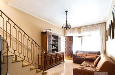 Sobrado à venda com 3 quartos em Planalto Paulista, São Paulo, SP