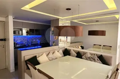 Apartamento à venda com 3 quartos, sendo 1 suíte,  no condomínio cinque torre, são paulo - sp