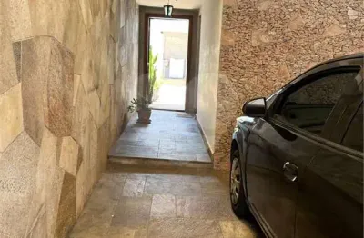 Sobrado à venda com 3 quartos, sendo 1 suíte,  em saúde, são paulo - sp