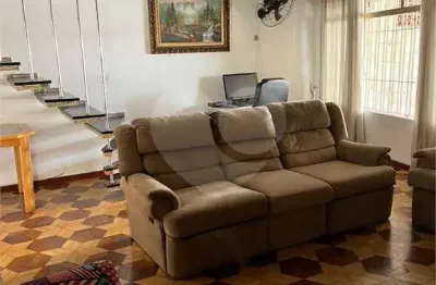 Sobrado à venda com 3 quartos, sendo 1 suíte,  em saúde, são paulo - sp