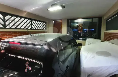 Casa com 3 quartos à venda na Rua Eduardo de Magalhães, Jabaquara, São Paulo