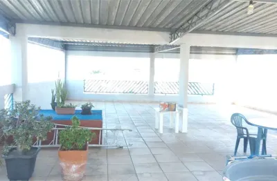 Casa Térrea à venda com 3 quartos, sendo 1 suíte,  em Jabaquara, São Paulo, SP