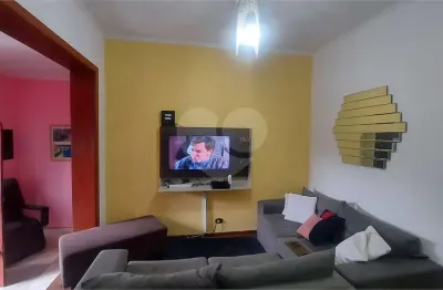 Casa à venda com 5 quartos, sendo 1 suíte,  em Jabaquara, São Paulo, SP