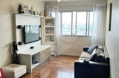 Apartamento à venda com 3 quartos, sendo 1 suíte,  no condomínio Argusa I, São Paulo - SP