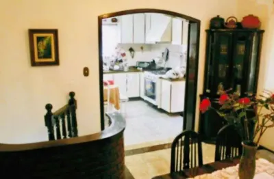 Sobrado à venda com 3 quartos, sendo 1 suíte,  em jabaquara, são paulo - sp