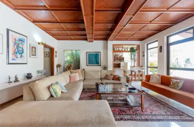 Casa à venda com 7 quartos, sendo 4 suítes,  em pacaembú, são paulo - sp
