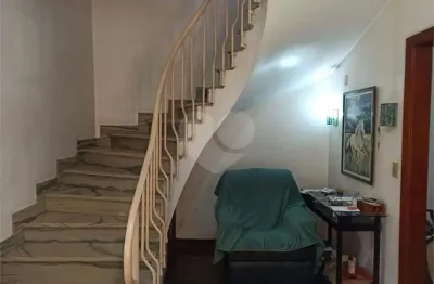 Casa à venda com 4 quartos, sendo 1 suíte,  em Pompéia, São Paulo, SP