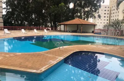 Apartamento à venda com 3 quartos, sendo 1 suíte,  no condomínio Royal Garden-pegasus, São Paulo - SP