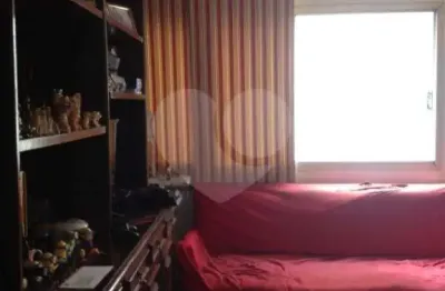 Apartamento à venda com 3 quartos, sendo 1 suíte,  no condomínio California, São Paulo - SP