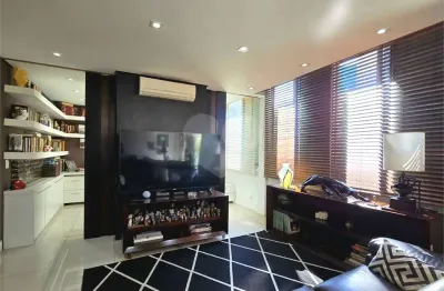 Apartamento à venda com 2 quartos, sendo 1 suíte,  no condomínio bernadino de campos, são paulo - sp