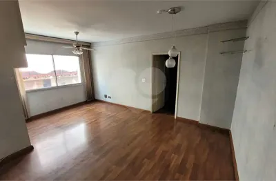 Apartamento à venda com 2 quartos, sendo 1 suíte,  no condomínio ana capri, são paulo - sp