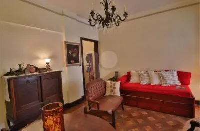 Apartamento à venda com 2 quartos no condomínio Elisabeth, São Paulo - SP