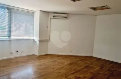 Sala comercial à venda ou para alugar no condomínio edifício morumbi, são paulo - sp
